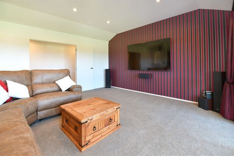 Photo of property in 240 Oyster Point Road, Kaukapakapa, Warkworth, 0984