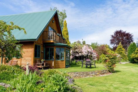 Photo of property in 7 Greenhithe Street, Waihola, Milton, 9073