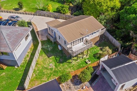 Photo of property in 64 Colwill Road, Massey, Auckland, 0614