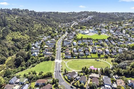 Photo of property in 118 Lynn Road, Bayview, Auckland, 0629