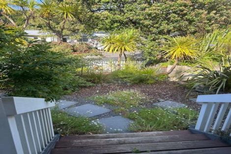 Photo of property in 15 Pomare Road, Russell, 0202