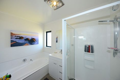 Photo of property in 14 Berners Way, Rolleston, 7615