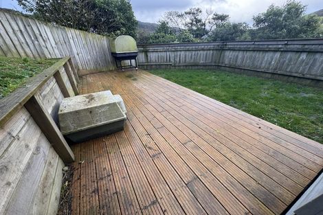 Photo of property in 26 Fiona Grove, Karori, Wellington, 6012