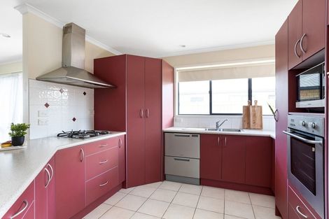 Photo of property in 6 Ohuirehe Road, Coastlands, Whakatane, 3120