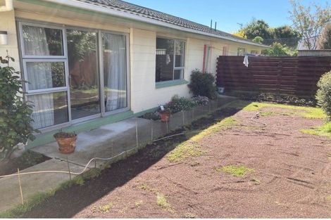 Photo of property in 1/139 Weston Road, St Albans, Christchurch, 8052