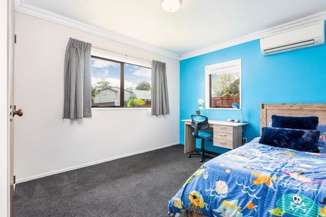 Photo of property in 57 St Annes Crescent, Wattle Downs, Auckland, 2103
