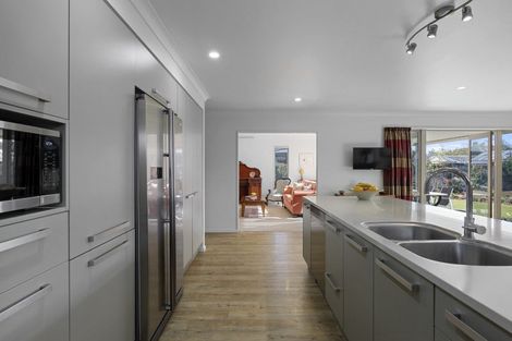 Photo of property in 10 Devon Crescent, Darfield, 7510