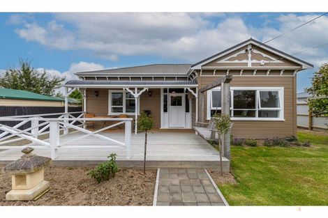 Photo of property in 17 Harris Street, Waimate, 7924