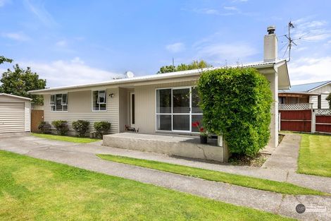 Photo of property in 14 California Drive, Totara Park, Upper Hutt, 5018