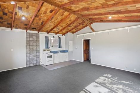Photo of property in 167 Tutere Street, Waikanae Beach, Waikanae, 5036