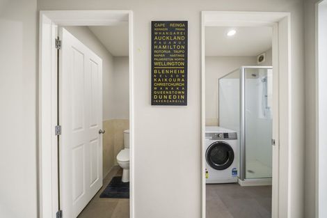 Photo of property in 14/6 Islington Avenue, New Lynn, Auckland, 0600
