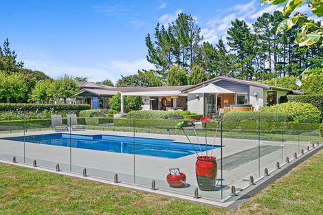 Photo of property in 36 Manutahi Road, Hillsborough, New Plymouth, 4372