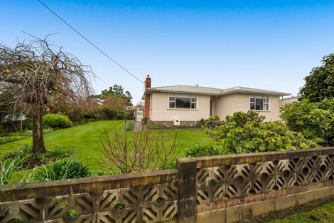 Photo of property in 76 Blake Street, Waitara, 4320