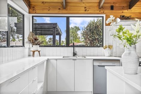 Photo of property in 37a Collins Road, Melville, Hamilton, 3206