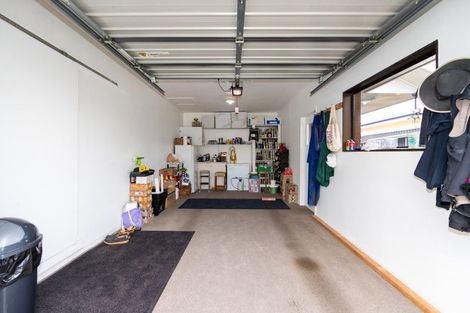 Photo of property in 405-407 Fitzroy Avenue, Hastings, 4122