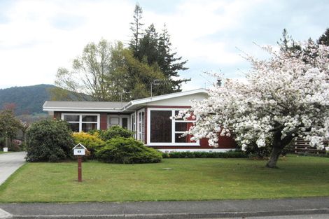 Photo of property in 69 Martin Street, Utuhina, Rotorua, 3015