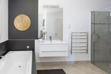 Photo of property in 2 Cherry Lane, Acacia Bay, Taupo, 3330