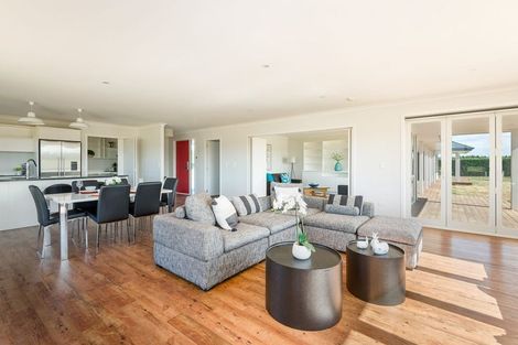 Photo of property in 1/616 Halkett Road, West Melton, Christchurch, 7671