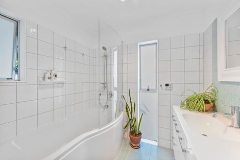 Photo of property in 53 Mount Street, Nelson South, Nelson, 7010