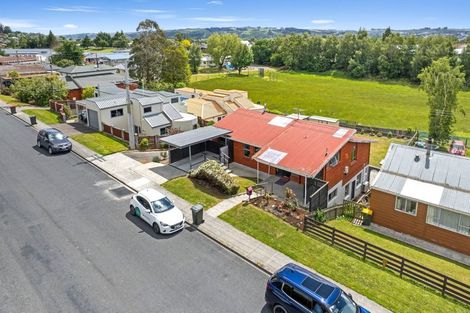 Photo of property in 7 Armstrong Street, Balclutha, 9230