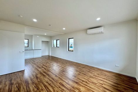 Photo of property in 70 Mahia Road, Manurewa, Auckland, 2102