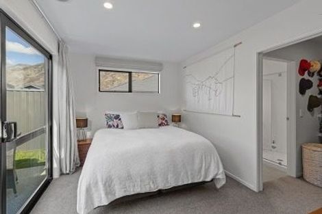 Photo of property in 51a-b Peterley Road, Lower Shotover, Queenstown, 9304