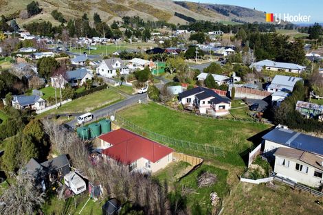 Photo of property in 15 Snowdon Street, Allanton, Mosgiel, 9092