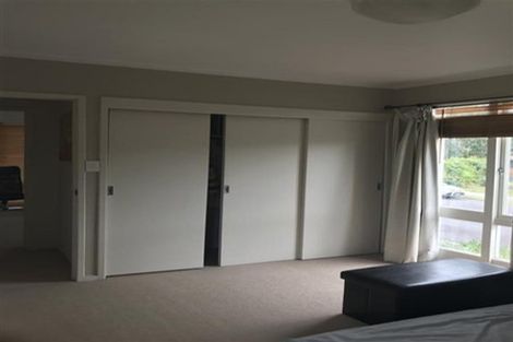 Photo of property in 6 Anchor Place, Beach Haven, Auckland, 0626