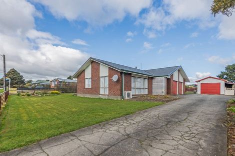 Photo of property in 10 Alfredton Road, Eketahuna, 4900