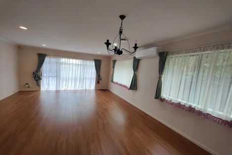 Photo of property in 6 Belsera Court, Northpark, Auckland, 2013