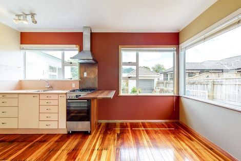 Photo of property in 3 Sinclair Street, Ebdentown, Upper Hutt, 5018