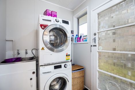 Photo of property in 124d Govett Avenue, Frankleigh Park, New Plymouth, 4310