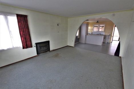 Photo of property in 32 Pohutukawa Drive, Tokoroa, 3420