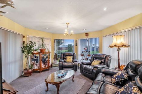Photo of property in 17 Canon Stack Place, Kaiapoi, 7630