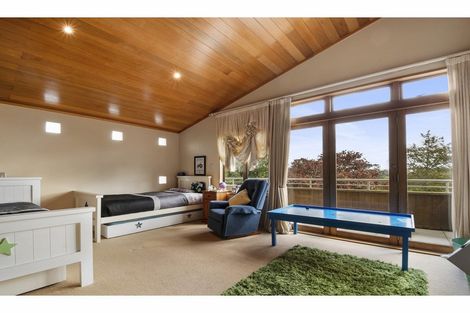 Photo of property in 220 Trigg Road, Kumeu, 0891