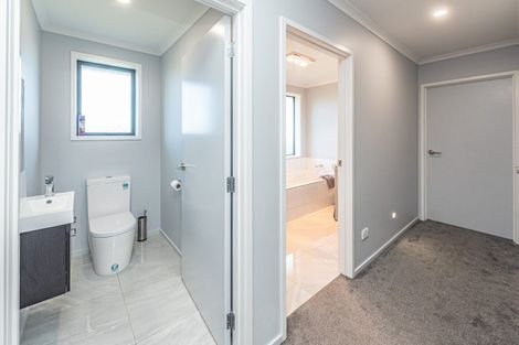 Photo of property in 23 Golf Vue Place, Castlecliff, Whanganui, 4501