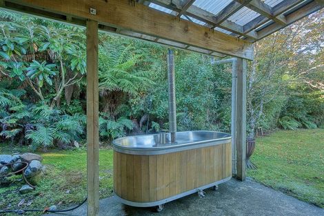 Photo of property in 89 Russell Road, Kaniere, Hokitika, 7811