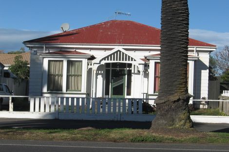 Photo of property in 70 Kennedy Road, Napier South, Napier, 4110