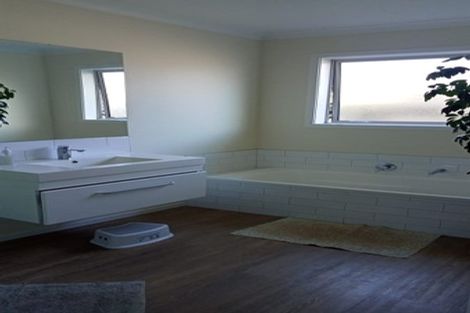 Photo of property in 9 Hudson Place, Paraparaumu, 5032