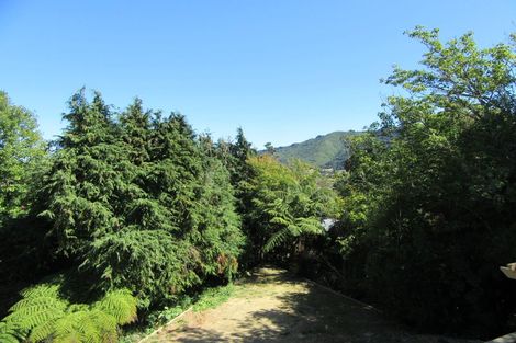 Photo of property in 1/12 Vista Crescent, Maoribank, Upper Hutt, 5018