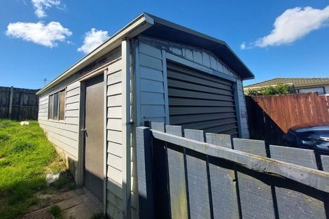 Photo of property in 2/19 Silver Creek Road, Weymouth, Auckland, 2103
