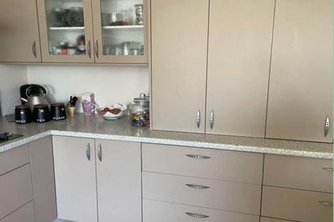 Photo of property in 6 Aotea Street, Welbourn, New Plymouth, 4312