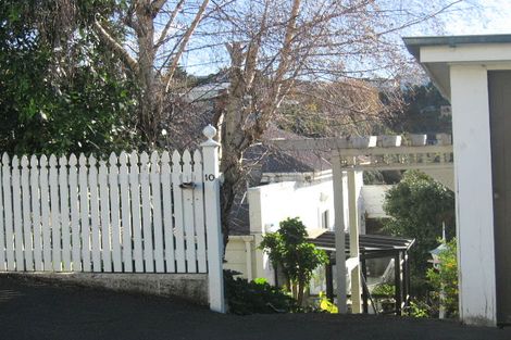 Photo of property in 10 Hadfield Terrace, Bluff Hill, Napier, 4110