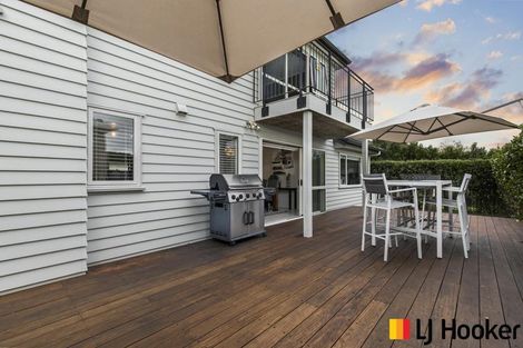 Photo of property in 12 Springcrest Drive, Karaka, Papakura, 2113