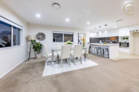 Photo of property in 134 Keri Vista Rise, Papakura, 2110