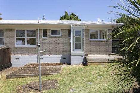 Photo of property in 1/38 Bentley Avenue, Glenfield, Auckland, 0629