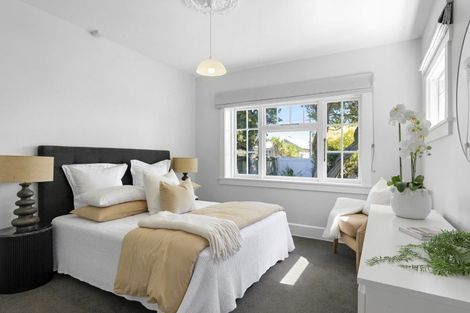 Photo of property in 224 Geraldine Street, Edgeware, Christchurch, 8013