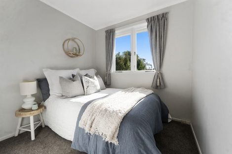 Photo of property in 1/12 Selwyn Crescent, Forrest Hill, Auckland, 0620