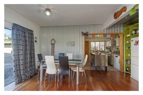 Photo of property in 5 Rentone Street, Stepneyville, Nelson, 7010