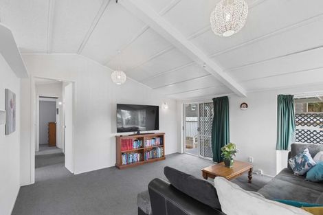 Photo of property in 10 Pirinoa Street, Feilding, 4702